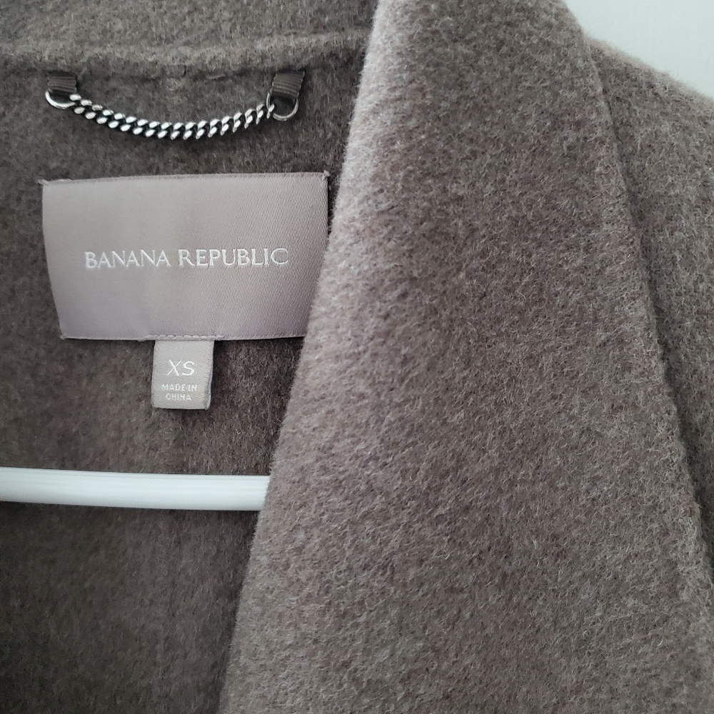 ✅ Banana Republic Double-Faced Merino Wool Wrap Coat, Taupe (XS) - Picture 3 of 14